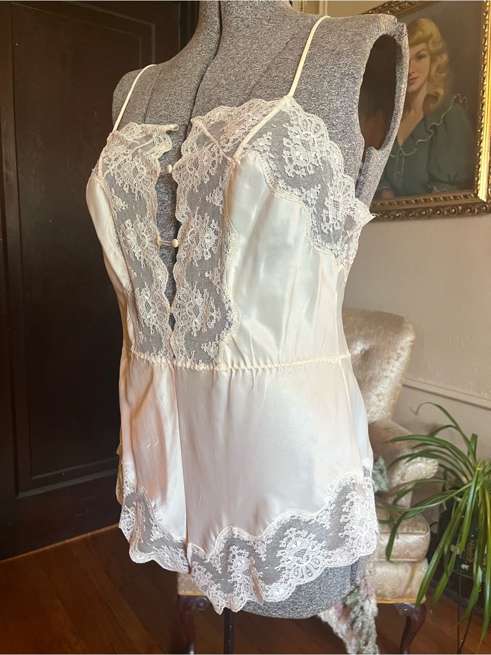Ivory Lace-Trim Satin Chemise with Delicate Spaghetti Straps